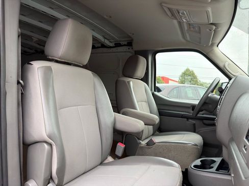 Used 2021 Nissan NV 1500 S RWD image 12