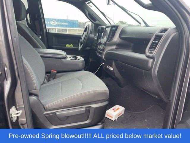 Used 2024 RAM 2500 Tradesman w/ Chrome Appearance Group AWD/4WD image 10