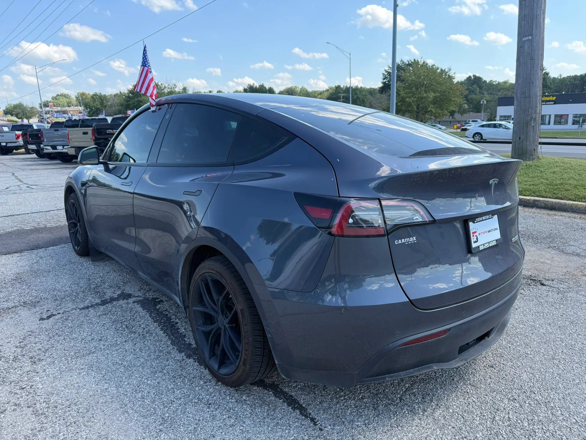 Used 2022 Tesla Model Y Performance AWD/4WD image 3