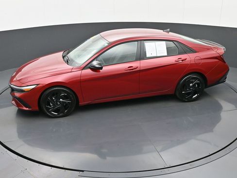 Certified 2026 Hyundai Elantra Sport FWD image 34