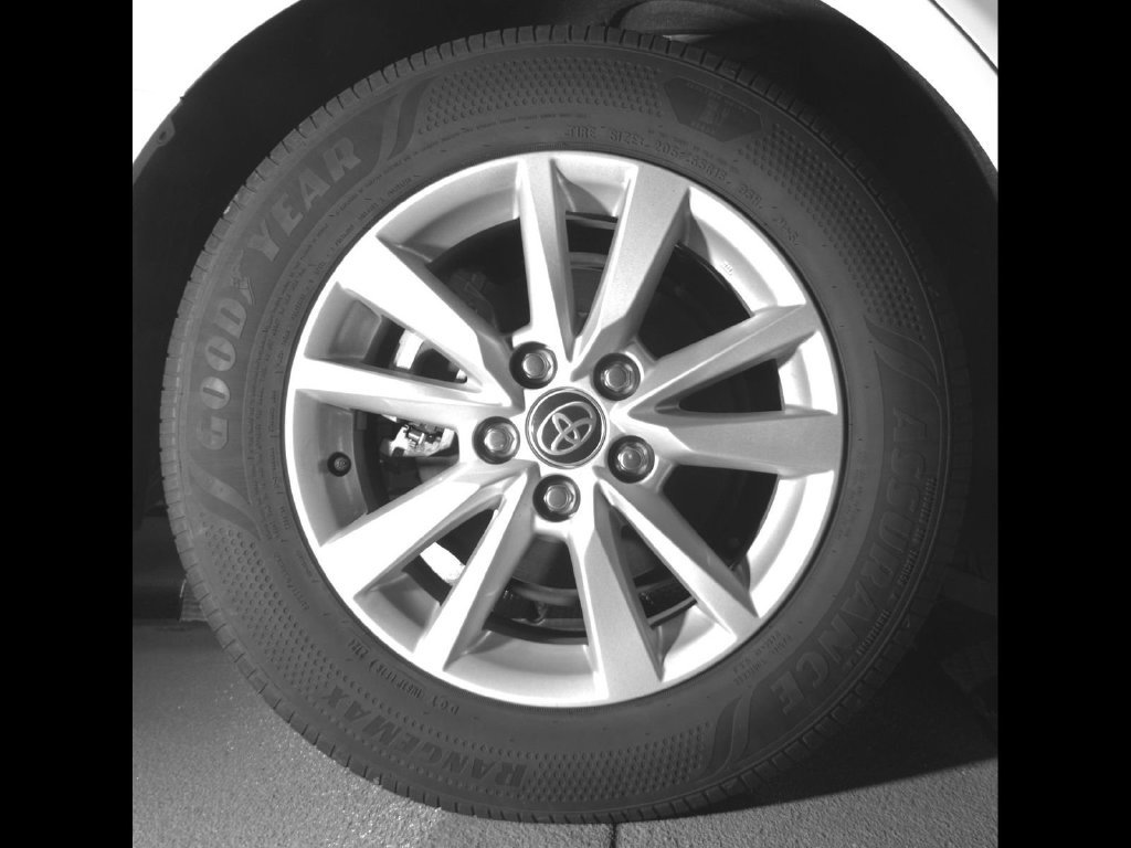 Used 2025 Toyota Camry LE FWD image 12