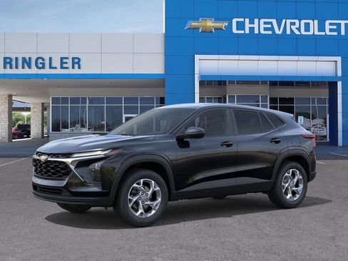 New 2026 Chevrolet Trax LS w/ LS Convenience Package image 2