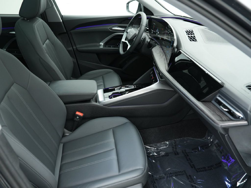Certified 2025 Audi Q5 Premium w/ Convenience Package AWD/4WD image 22