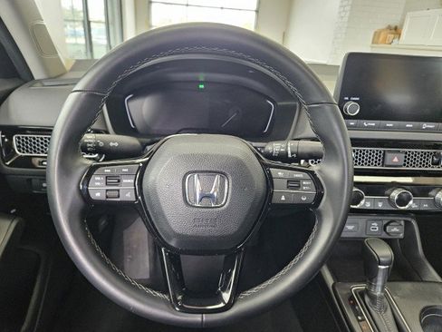 Used 2023 Honda Civic EX image 17
