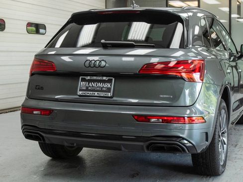 Used 2024 Audi Q5 2.0T Premium w/ Summer of Audi Package AWD/4WD image 37