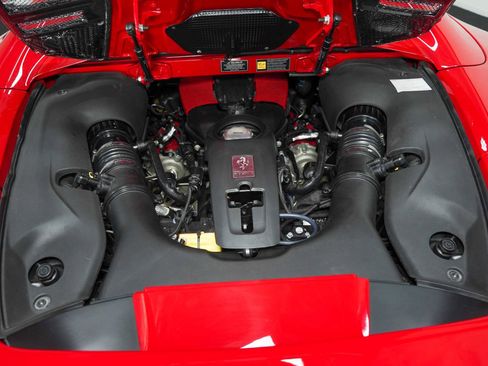 Used 2021 Ferrari F8 Tributo RWD image 50