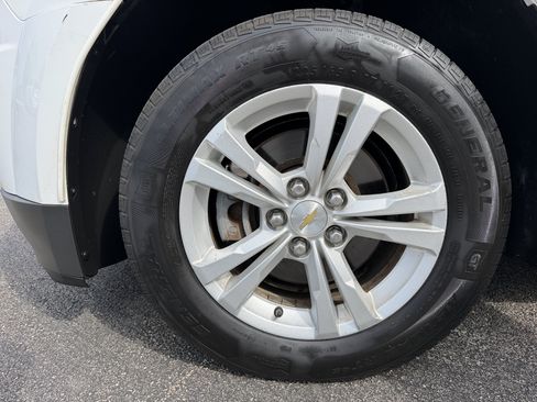 Used 2015 Chevrolet Equinox LT w/ Power Convenience Package FWD image 10