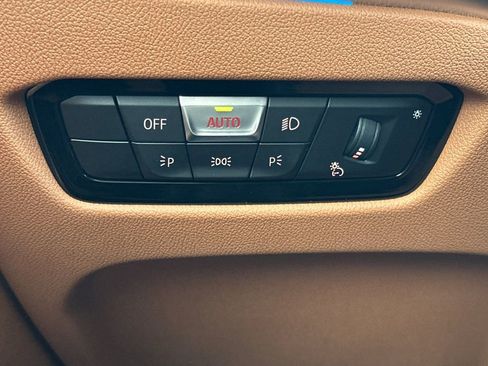 Used 2023 BMW i4 eDrive35 w/ Premium Package image 31