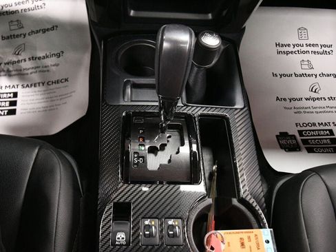 Certified 2023 Toyota 4Runner TRD Off-Road Premium w/ Moonroof Package AWD/4WD image 18