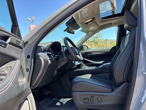 Certified 2026 INFINITI QX60 Luxe w/ Cargo Package FWD image 33