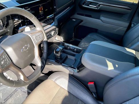 Used 2023 Chevrolet Silverado 1500 ZR2 w/ Technology Package image 16