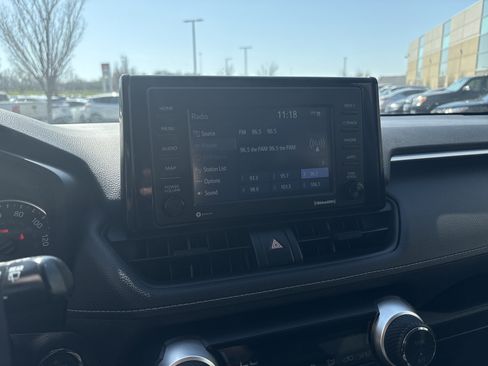 Used 2021 Toyota RAV4 XLE w/ XLE Grade Weather Package image 22