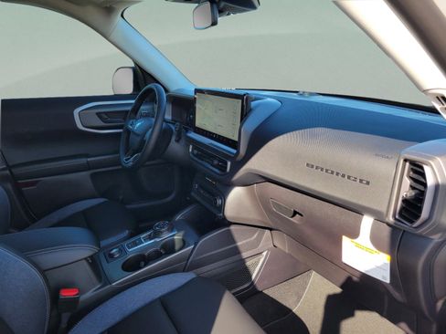 New 2025 Ford Bronco Sport Outer Banks w/ Outer Banks Tech Package+ image 8