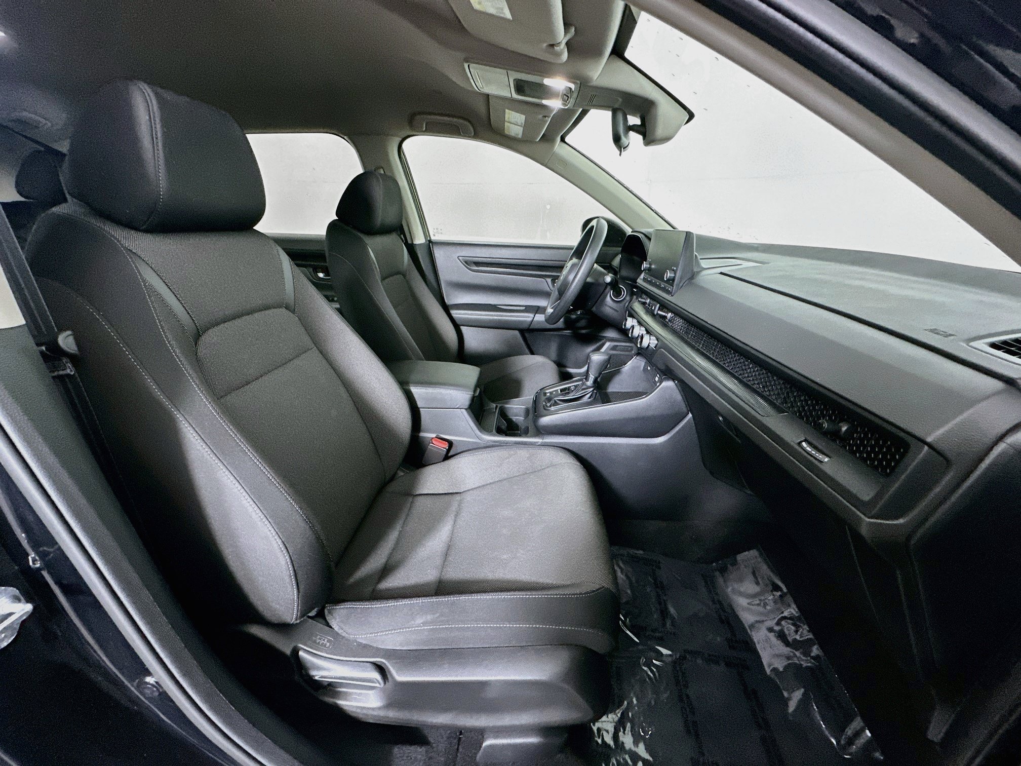 Used 2024 Honda CR-V LX image 29