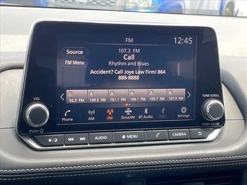 Used 2024 Nissan Rogue SV FWD image 25