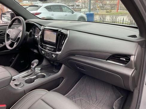Used 2023 Chevrolet Traverse Premier w/ Redline Edition image 20