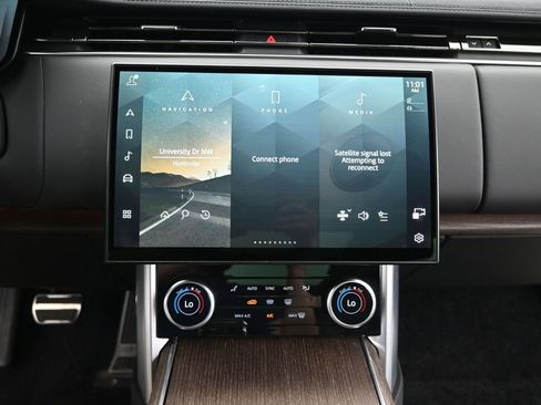 Used 2023 Land Rover Range Rover SE AWD/4WD image 28