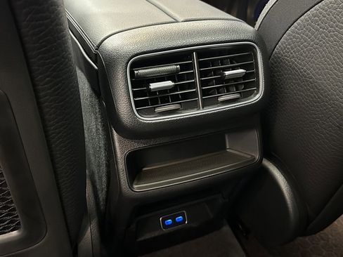 Certified 2025 Mercedes-Benz GLE 450 GLE 450 image 25