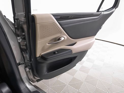 Certified 2020 Lexus ES 300h w/ Premium Package image 17