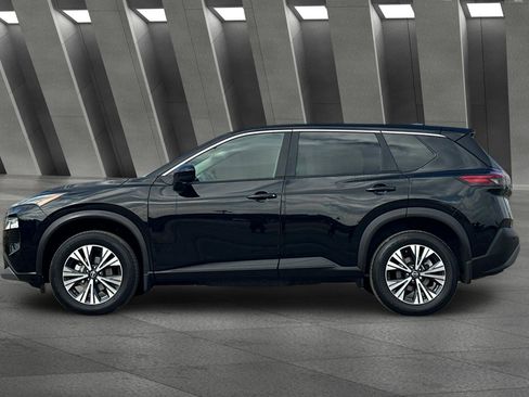 Used 2023 Nissan Rogue SV image 7