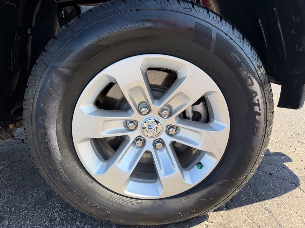 Used 2020 RAM 1500 Laramie AWD/4WD image 15