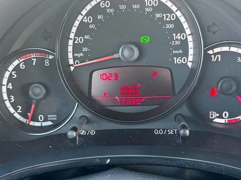 Used 2016 Volkswagen Beetle 1.8T FWD image 16