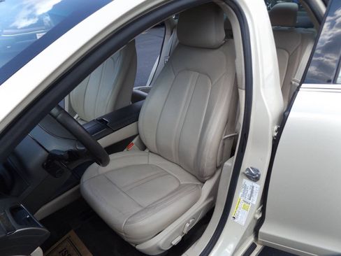 Used 2016 Lincoln MKZ AWD image 14
