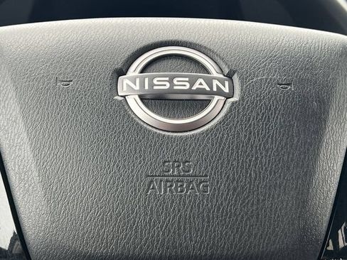 Used 2024 Nissan Armada SL RWD image 5