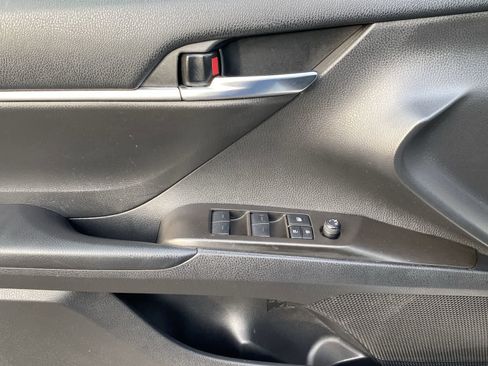 Used 2023 Toyota Camry SE image 22