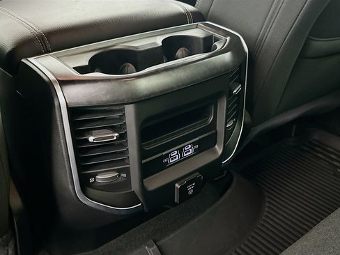 Used 2021 RAM 1500 Big Horn AWD/4WD image 25