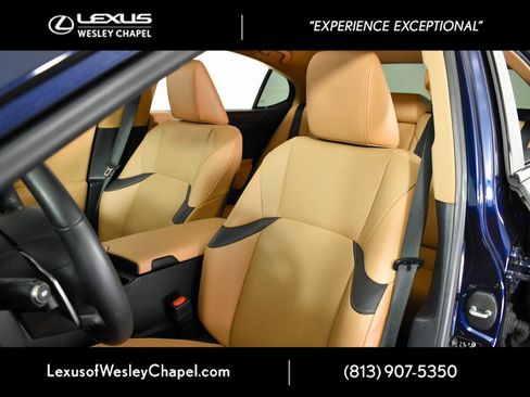 Used 2022 Lexus ES 350 w/ Premium Package image 21