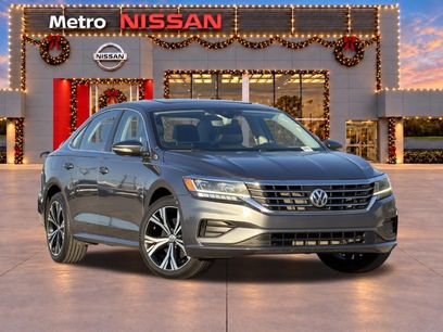 Used 2022 Volkswagen Passat 2.0T SE