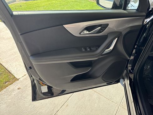 Used 2025 Chevrolet Blazer LT image 18