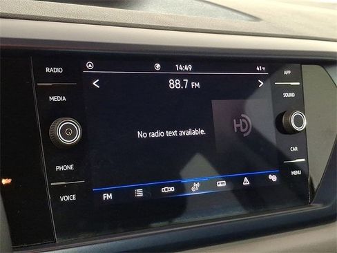 Used 2023 Volkswagen Taos SE image 3