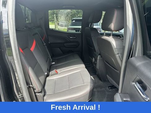Used 2023 Chevrolet Colorado Z71 w/ Z71 Convenience Package 2 AWD/4WD image 27