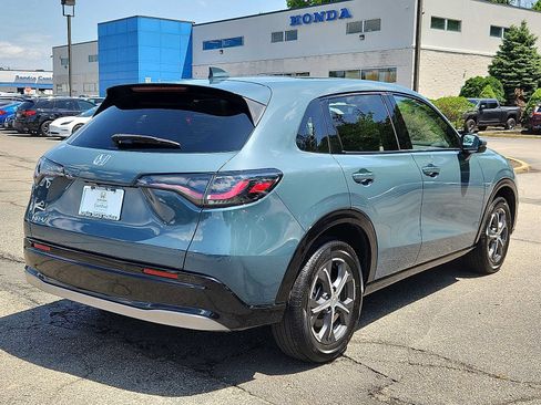 Certified 2024 Honda HR-V EX-L image 6