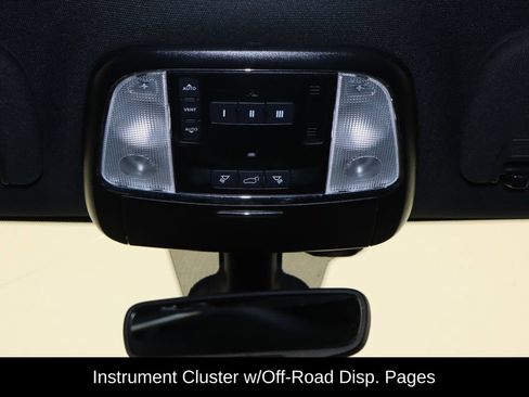 Used 2020 Jeep Grand Cherokee Altitude AWD/4WD image 25