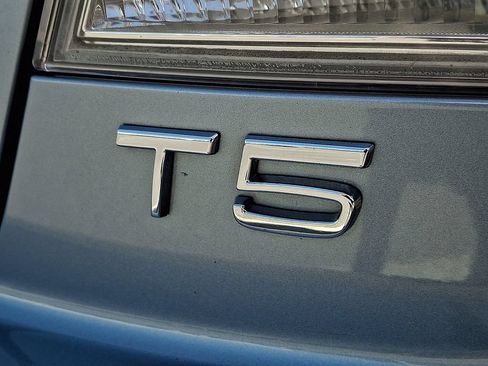 Used 2011 Volvo C70 T5 FWD image 29