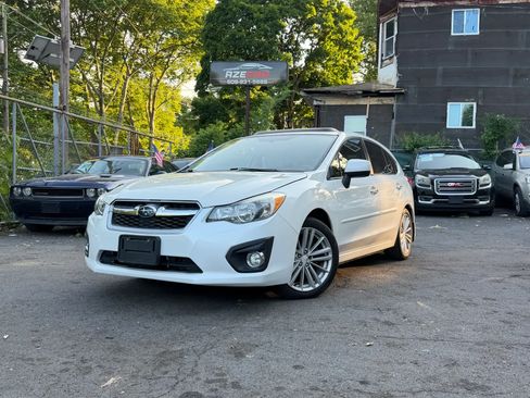 Used 2014 Subaru Impreza 2.0i Limited AWD/4WD image 2