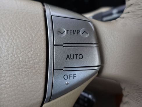 Used 2007 Toyota Avalon XL image 30