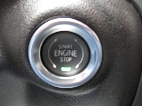Used 2024 GMC Sierra 1500 Pro w/ Pro Value Package AWD/4WD image 21