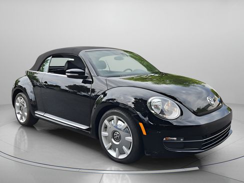 Used 2015 Volkswagen Beetle 1.8T FWD image 7
