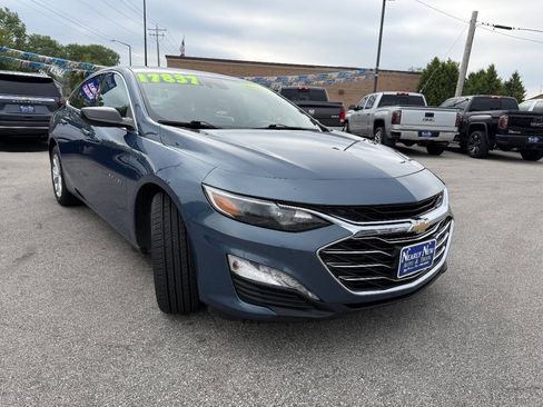 Used 2024 Chevrolet Malibu LT FWD image 3