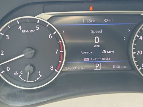 Certified 2025 Nissan Sentra SR FWD image 25