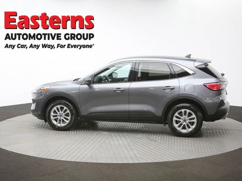 Used 2022 Ford Escape SE w/ Cold Weather Package image 57