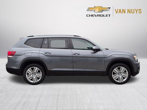 Used 2019 Volkswagen Atlas SE w/ Towing Package FWD image 4