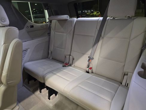 Used 2023 Cadillac Escalade Sport Platinum AWD/4WD image 37