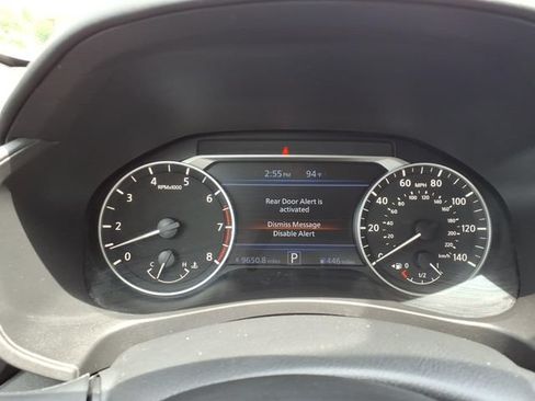 Used 2024 Nissan Altima 2.5 SR FWD image 17