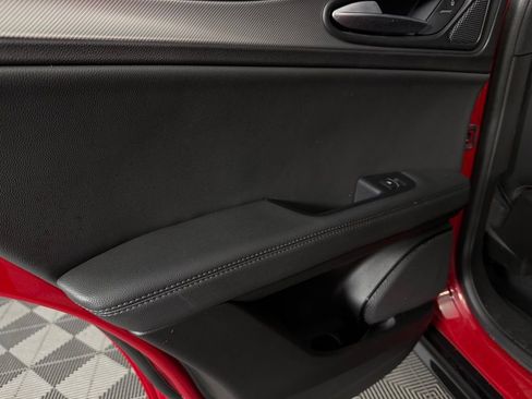 Used 2024 Alfa Romeo Stelvio AWD image 29