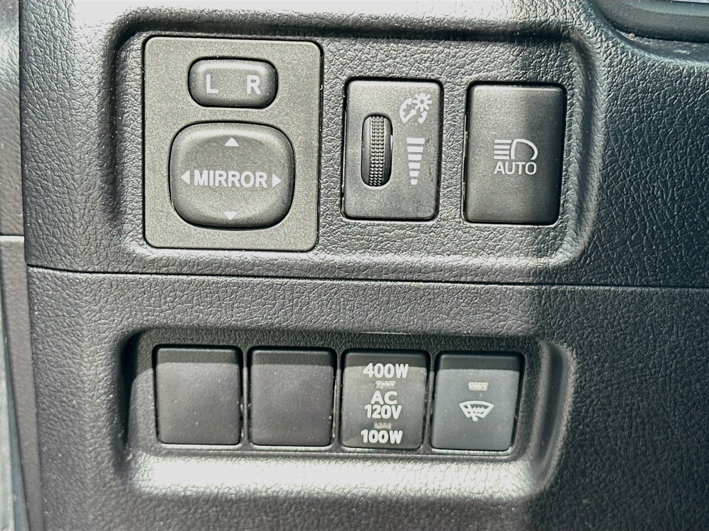 Used 2022 Toyota 4Runner TRD Sport AWD/4WD image 10